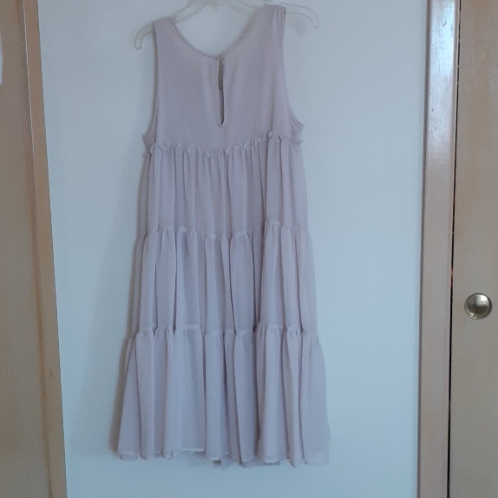Dress - Picture 3 of 3